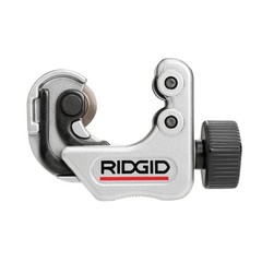RIDGID Model 118 2-in-1 Close Quarters AUTOFEED Cutter with Ratchet Handle &ndash;