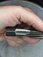 Kennametal Taper Tap 4-Flutes HS 1/2&Prime;-14 NPT H2719. (37)