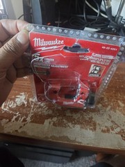 Milwaukee 48-22-4251 1 in Mini Copper Tubing Cutter