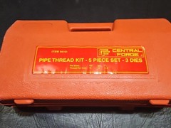 Central Forge Pipe Thread Kit Item # 94101 &ndash; 5-Piece Set, 3 Dies: 1/2&Prime;, 3/4&Prime;, 1&Prime;