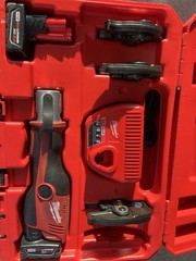 Milwaukee M12 FORCE LOGIC Press Tool Kit with Jaws &ndash; 2473-22/3.0-4.0 BATTS