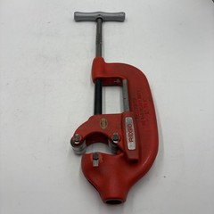 RIDGID 32840 Model 4-S Heavy-Duty Pipe Cutter 2-in to 4-in Steel Pipe Cutter