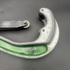 RIDGID No. 154 Quick Acting Pipe Tubing Cutter 1-7/8&Prime; &ndash; 4-1/2&Prime;