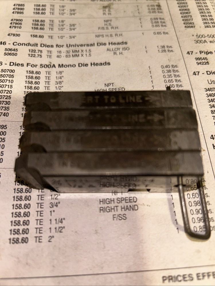 RIDGID 554 1/2 &ndash; 3/4 NPT RH PIPE DIE SET FOR 515, 502 & DUAL THREADERS 47880