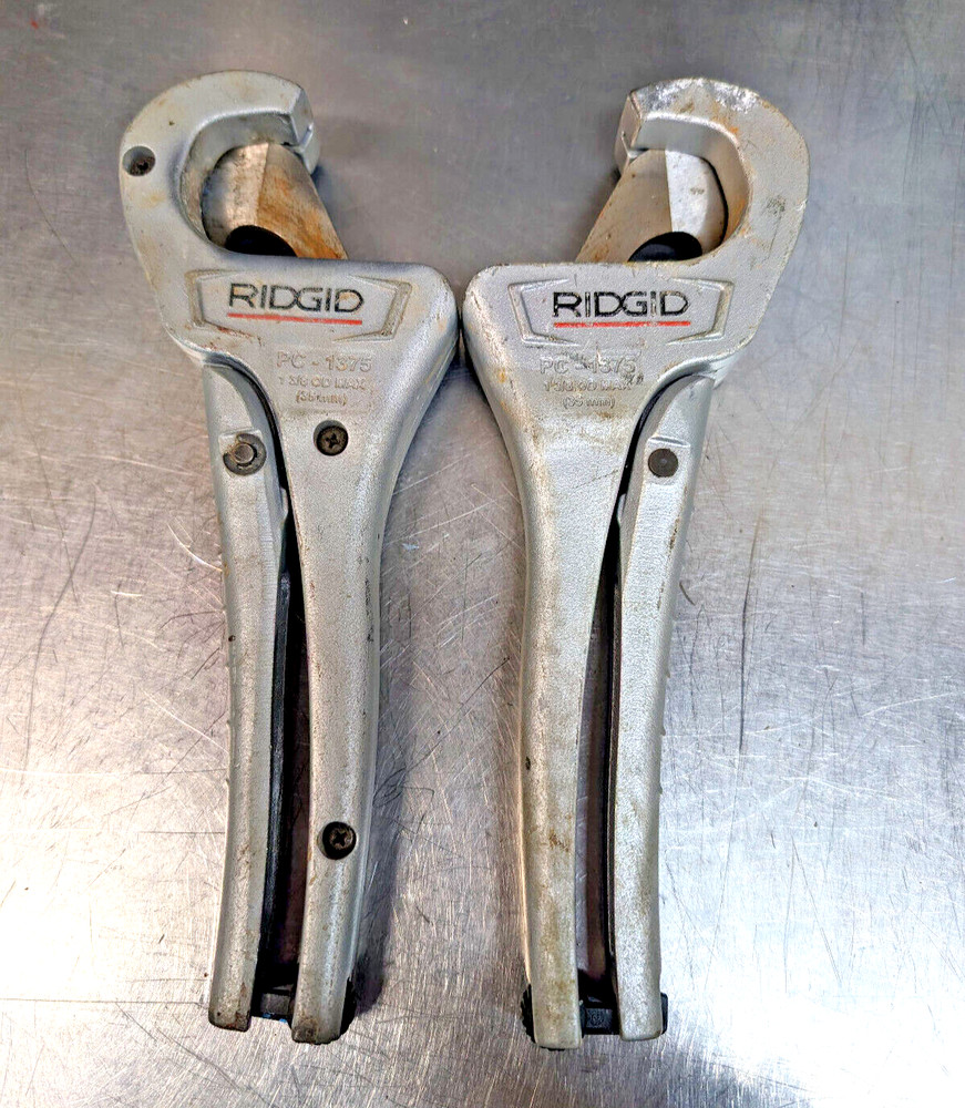 Lot of 2 Ridgid PC-1375 Plastic Pipe & Tubing Cutter Tool, OD Max 1-3/8&Prime; / 35mm