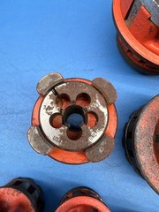 LOT &ndash; RIDGID Pipe Threader Die Head Assortment Ratcheting Pipe Threader & Reamer
