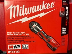 Milwaukee M12 Force Logic Press Tool Kit 2473-22 Copper 1/2&Prime;-1&Prime; Clamp