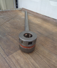 Vintage ARMSTRONG Mfg Pipe Threader &ndash; No. 90R w/3/4&Prime; Die