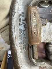 Vintage RIDGID No. 2-A Pipe Cutter &ndash; Original Grey Finish &ndash; Made in USA 1/8&Prime;-2&Prime;