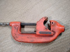 The Ridge Tool Co. Heavy Duty Pipe Cutter No. 4-S