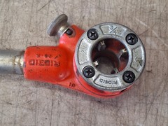 Ridgid 00-R Manual Pipe Threader Ratchet Threading W/ 3/4&Prime; Die Head
