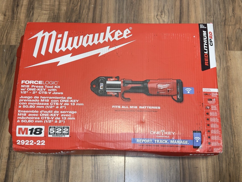 Milwaukee 2922-22 M18 FORCE LOGIC One Key Copper Press Tool Kit With CTS Jaws