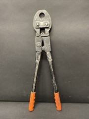 ZURN ~ Cable PEX Crimping Tool 1&Prime; ~ OCRT-5T ~ Used Z1