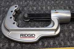 Ridgid Pipe Cutter Aluminum 65S 1/4&Prime; to 2 5/8&Prime; OD Quick Action Tubing Cutter