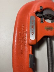 Ridgid 44-S Four Wheel Pipe Cutter 2 1/2&Prime; to 4&Prime; Made in USA Excellent Condition