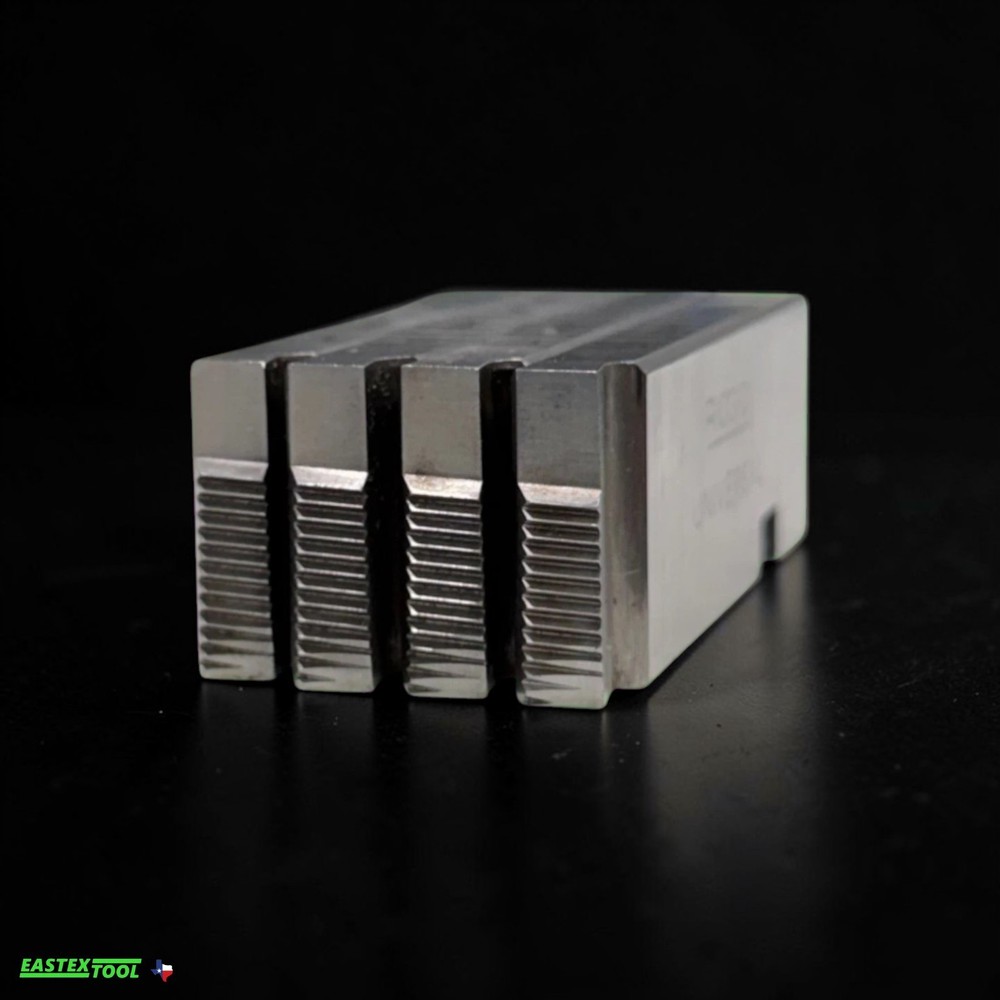 RIDGID 47785 1/2&rdquo;-3/4&rdquo; NPT STAINLESS STEEL PIPE THREADING DIES RH SS UNIVERSAL