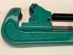 Greenlee 464 Heavy Duty 1/8&Prime; to 2&Prime; Ridgid Pipe Cutter EMT IMC RMC Rigid Conduit