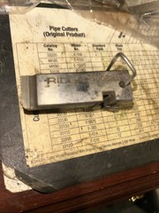 Ridgid 3/8&Prime; &ndash; 16 UNC RH High Speed Steel 500B Bolt Dies 48615 Open Box