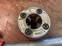 Ridgid 00-R With 1/2&rdquo; NPT Die Head (used)