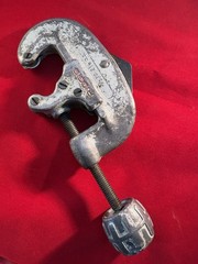 RIDGID No. 20 &ndash; 5/8 inch to 2-1/8 inches Pipe Cutter