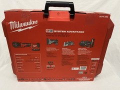 Milwaukee M18 18V Cordless Short Throw Press Tool Kit PEX Crimp Jaws 2674-22C