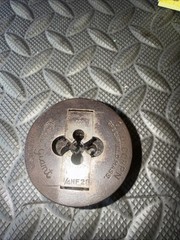 Greenfield Little Giant 1/4 NF 28 Die With A 2&rdquo; Cap And Collet