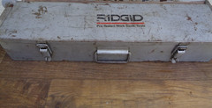 Ridgid 12-R Pipe Threader Die Head Set w/Case & Ratchet Head 12R 1/2&Prime; &ndash; 2&Prime; Dies