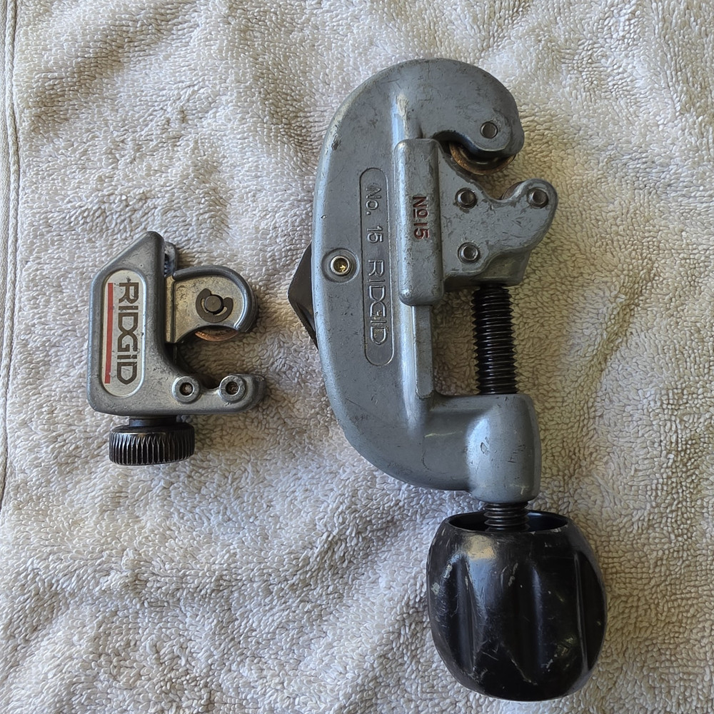 Ridgid No 15 Copper Tube Cutter 3/16&Prime; to 1 1/8&Prime; Screw Feed & Ridgid No.104 Close