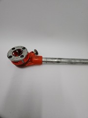 Ridgid 12-R 1/2&Prime; and 3/4&Prime; Pipe Threader Dies Ratchet & Cutter No 2A 1/8&Prime; To 2&Prime;