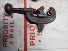 Rigid Pipe Cutter #000 1/8&Prime; to 1&Prime; OD Pipe Cutter& #20 5/8-2 1/8