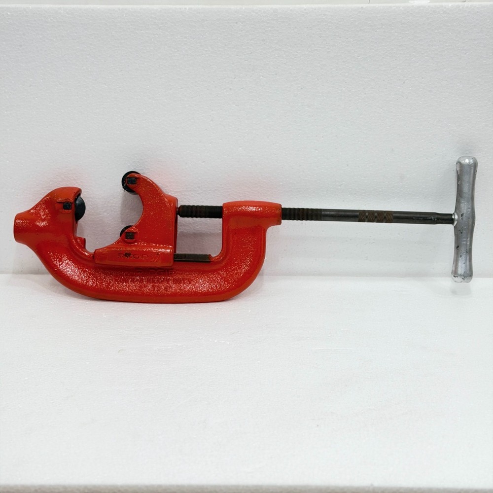 RIDGID 32845 NO 4-S PIPE CUTTER 2 TO 4 INCH HEAVY DUTY PIPE CUTTING TOOL USA