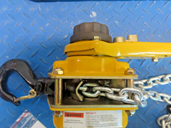 Premium Chain Hoist with Overload Protection 0.75 ton