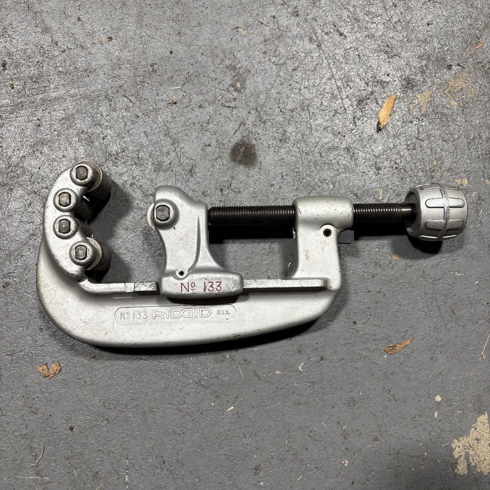 RIDGID USA TOOLS NO. 133 Pipe Cutter 1/2&Prime; TO 3-5/8&rdquo;
