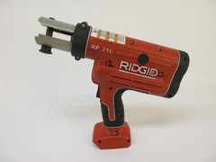 RIDGID RP 210 Compact Press Tool Kit w/ 1/2&Prime;, 7/8&Prime;, 1-5/8&Prime; PPC Jaws, Batteries+