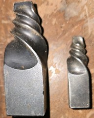 WALTON #3 AND #5 PIPE AND SCREW EXTRACTORS EXACTLY AS SHOWN