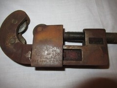 Vintage Barnes Cutter, 3-wheel pipe cutter #1, Reed Mfg. Co, 1-1/2&Prime; diameter Max