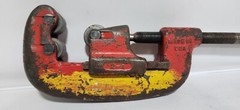REED MFG CO 75069 2-1 Pipe Cutter Cuts 1/2-2&Prime; pipe. Made In USA