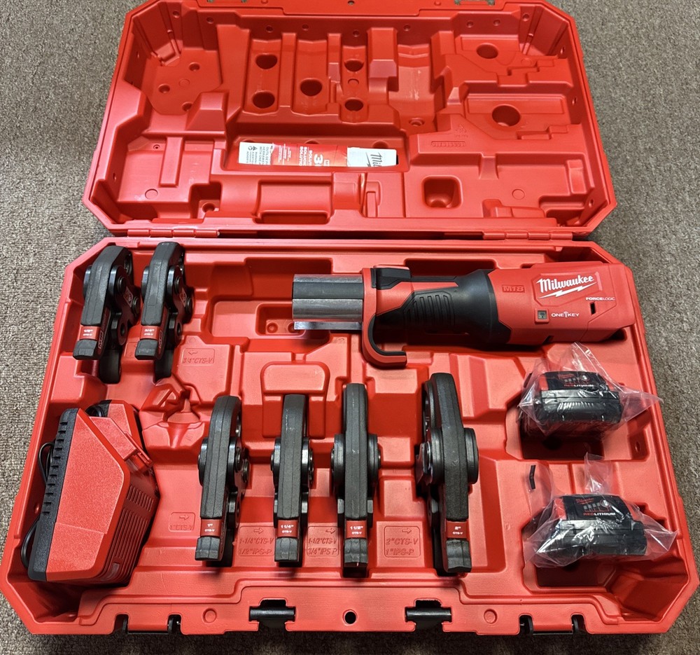Milwaukee M18 FORCE LOGIC Press Tool with ONE-KEY, 1/2in.&ndash;2in. CTS Jaws, 2