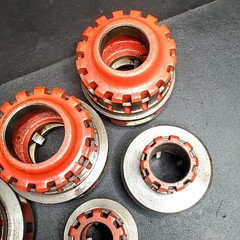 Ridgid 12-R Pipe Threader &ndash; 6 Die &ndash; Head Set 12R Threading Dies &ndash; 3/8&Prime; &ndash; 2&Prime;