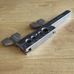 Blue Point SAE Tools Tube Flaring Bar Clamp 3/16&Prime; to 1/2&Prime; TF-528-C Made in USA