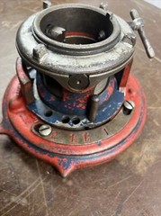 RIDGID No 65-R Manual Receding Universal Pipe Threader 1&Prime; to 2&Prime; Capacity VD 2