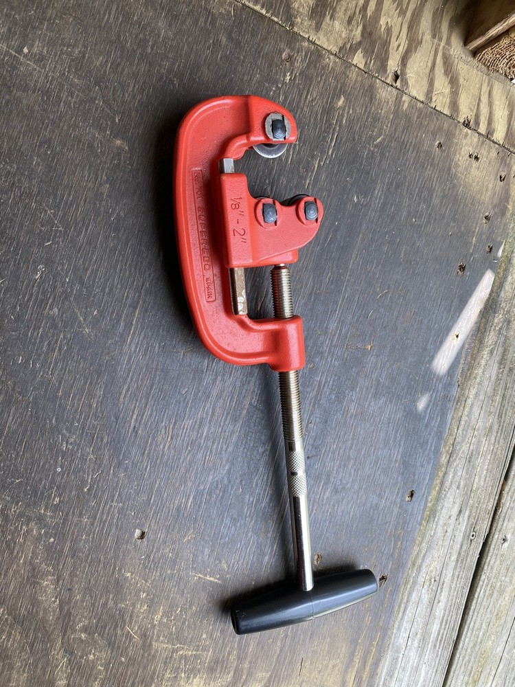 Superior Tools Pipe Cutter 1/8&Prime;-2&Prime; Heavy Duty Drop Forged Steel Made In Spain