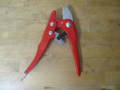 MCC Ratcheting PVC Tube Cutter VC-34 Up to 1&Prime; Cutting