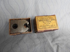 Vintage Armstrong Bros. Adjustable Dies for Pipe No.2A Size 1/2&Prime;.R