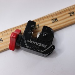 Husky Junior Tube Cutter 1/8" &ndash; 5/8" OD
