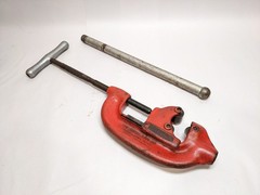 Ridgid 32830 Big 3S Pipe Cutter w/ Acc. Handle Cut 1-3&Prime; Ductile Iron Steel