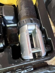 DEWALT DCE200M2K 20V Copper Pipe Crimping Tool/2x 5.0 BATT/PLEASE VIEW PICTURES