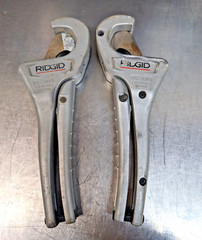Lot of 2 Ridgid PC-1375 Plastic Pipe & Tubing Cutter Tool, OD Max 1-3/8&Prime; / 35mm