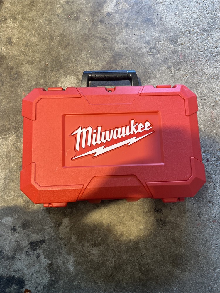 Milwaukee 12V Copper Tubing Cutter Kit Case