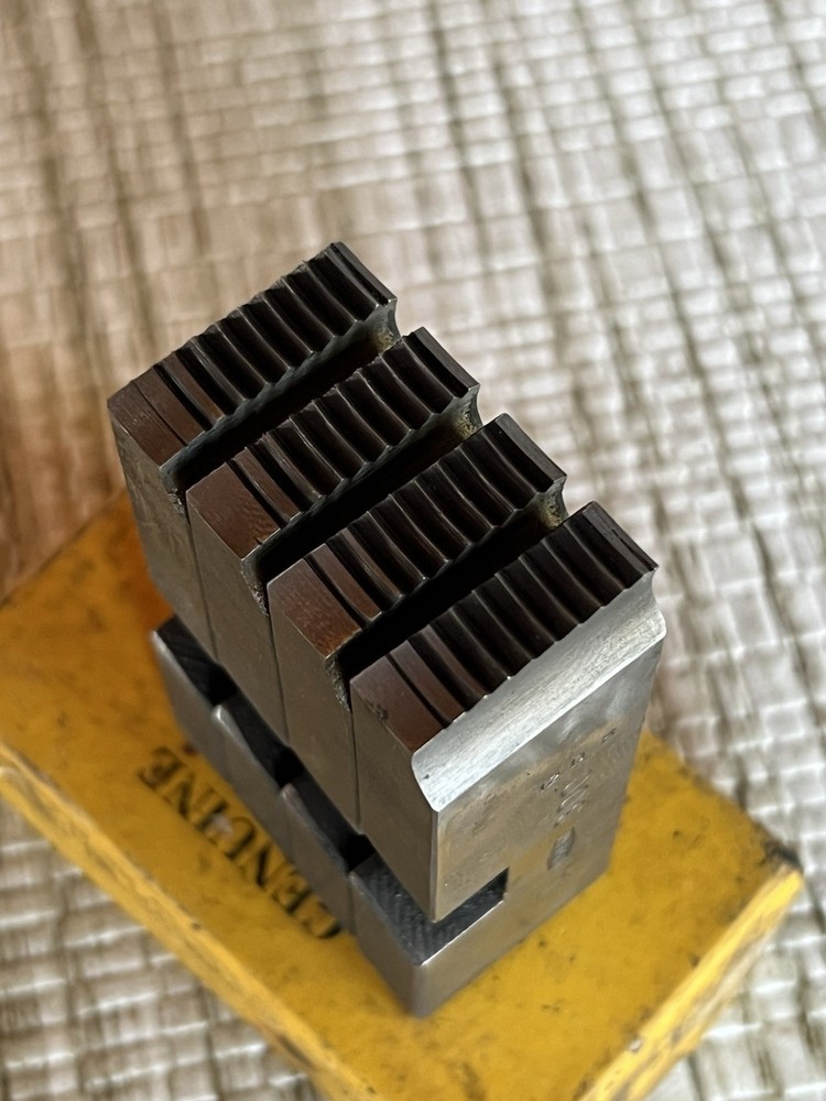 NOS Oster 300 Threading Dies 1 & 1-1/4 Series #1,2,3,4 (C1)